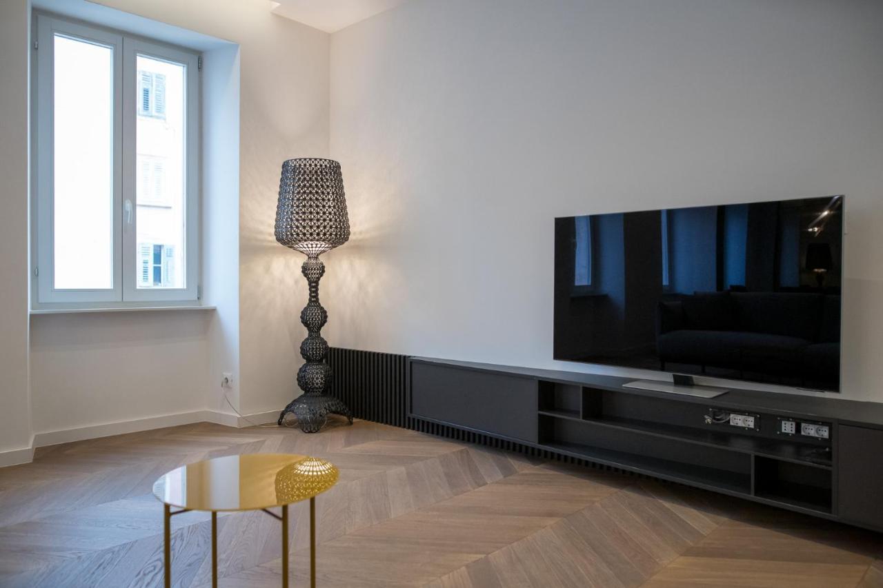 Luxury Contesa Apartment
